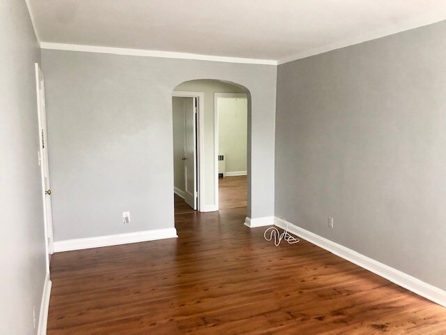 5708 Rockspring Rd photo'