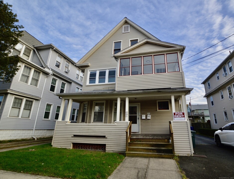 191 Canfield Ave in Bridgeport, CT - Building Photo