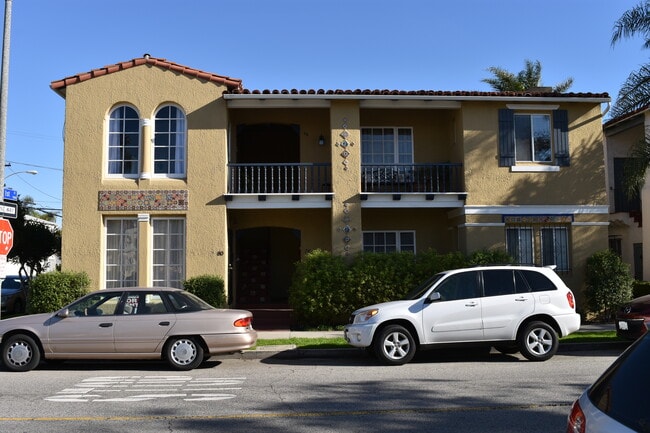 76 Granada Ave, Unit 76