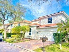 1455 Breakwater Terrace in Hollywood, FL - Building Photo - Building Photo
