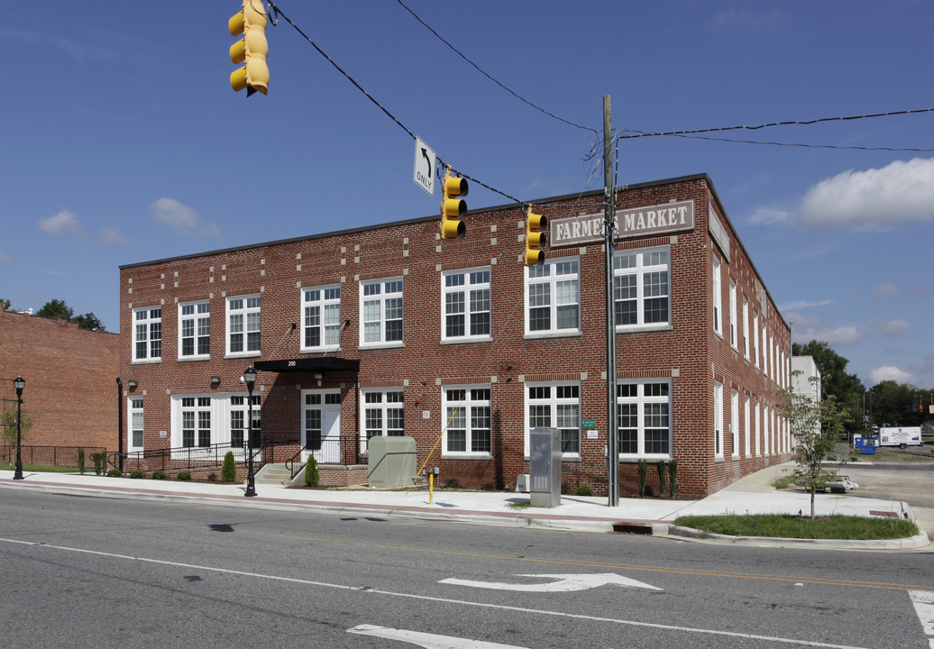 200 W Warren St in Shelby, NC - Building Photo