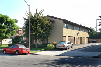 1250 S Sunburst Way in Anaheim, CA - Building Photo - Building Photo