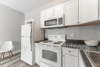 2831 N Kenwood Ave in Indianapolis, IN - Building Photo - Building Photo