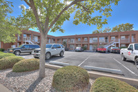 Hacienda Norte Apartments in Albuquerque, NM - Building Photo - Building Photo