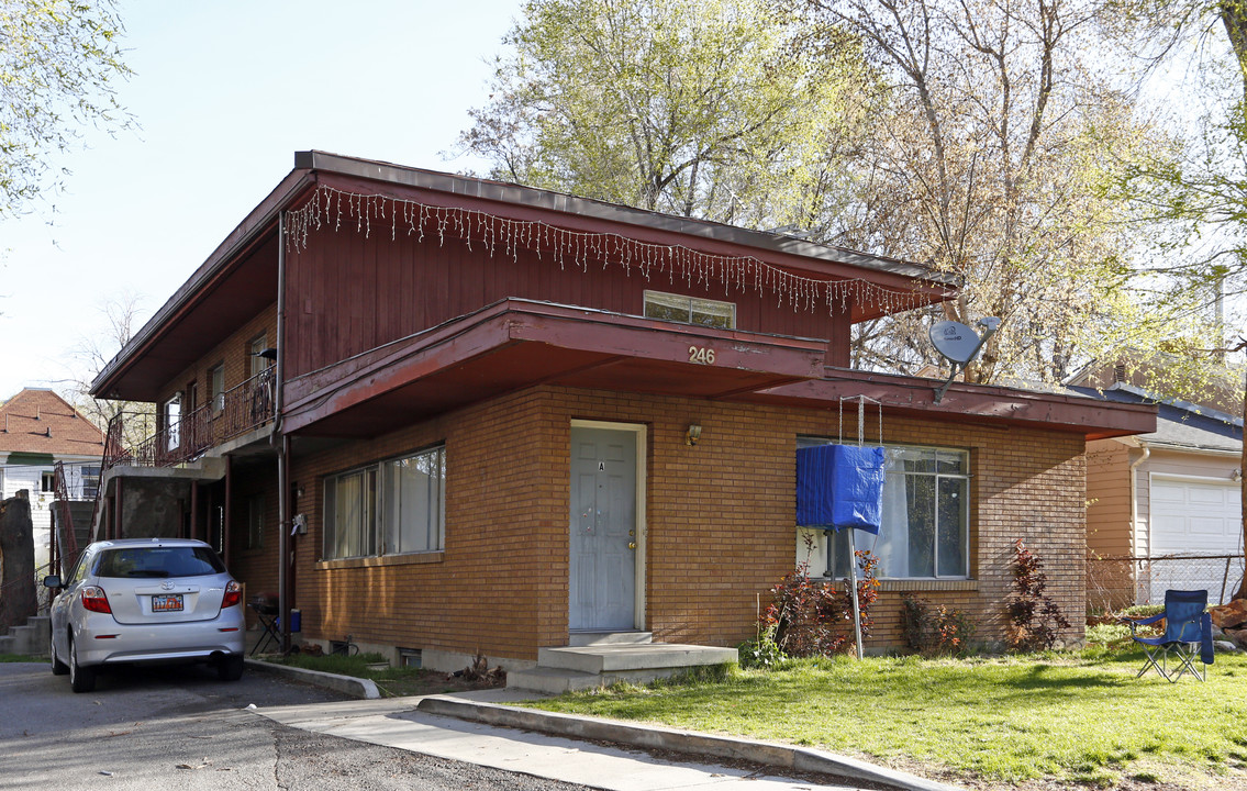 246 W Ardmore Pl in Salt Lake City, UT - Foto de edificio