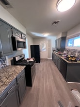 1619 Dudley Ln in Bossier City, LA - Foto de edificio - Building Photo