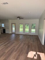 172 Belmont Dr in Leesburg, GA - Building Photo