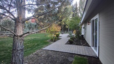 720 Angela Dr in Hailey, ID - Foto de edificio - Building Photo