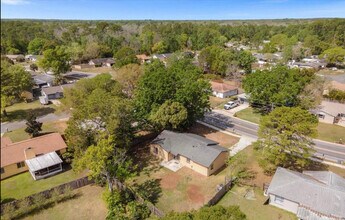329 Live Oak Blvd in Sanford, FL - Building Photo - Building Photo