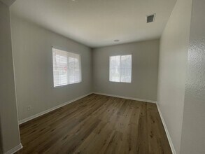 37280 Parkway Dr in Beaumont, CA - Building Photo - Building Photo