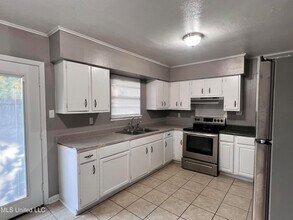 11520 Klein Rd in Gulfport, MS - Building Photo - Building Photo