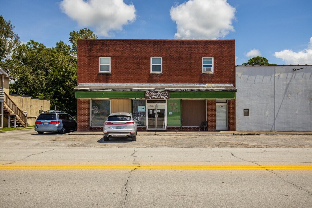 236 Chatham St in Newport, NC - Building Photo