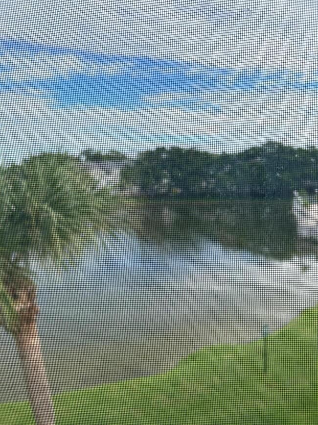 1401 Village 937 Blvd in West Palm Beach, FL - Building Photo - Building Photo
