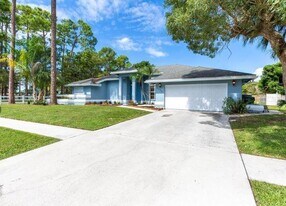 1349 Brampton Cove in Wellington, FL - Building Photo