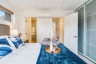 724 3rd Ave N, Unit SI ID1036015P in Seattle, WA - Building Photo - Building Photo