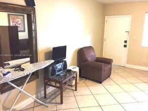 7315 Byron Ave in Miami Beach, FL - Building Photo - Building Photo