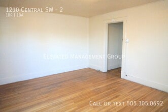 1210 Central Ave SW in Albuquerque, NM - Building Photo - Building Photo