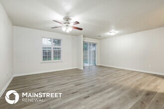 700 Parkway Rd in Union City, GA - Foto de edificio - Building Photo