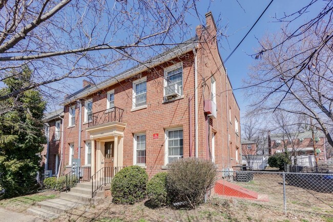 3012 Nelson Pl SE in Washington, DC - Building Photo - Building Photo