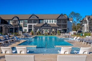 The Portier Midtown in Mobile, AL - Building Photo