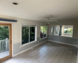7718 Notley Rd in Pasadena, MD - Building Photo - Building Photo