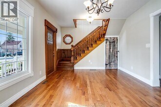 30 Mill St E in Kingsville, ON - Building Photo - Building Photo