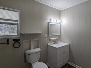 150 Hollyhill Dr in Lyons, GA - Building Photo - Building Photo