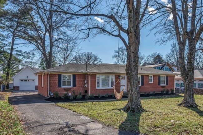 property at 4717 W Longdale Dr