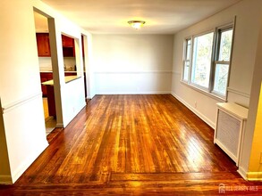 428 New Market Rd in Piscataway, NJ - Building Photo - Building Photo