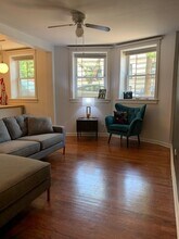 2542 N Sacramento Ave in Chicago, IL - Building Photo - Building Photo
