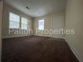 4300-14302 Wentworth Dr in Columbia, SC - Building Photo - Building Photo