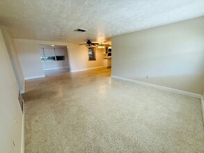 2106 Lyra Dr in Holiday, FL - Building Photo - Building Photo