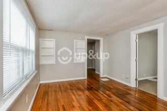 152 W Etta Ave in St. Louis, MO - Building Photo - Building Photo