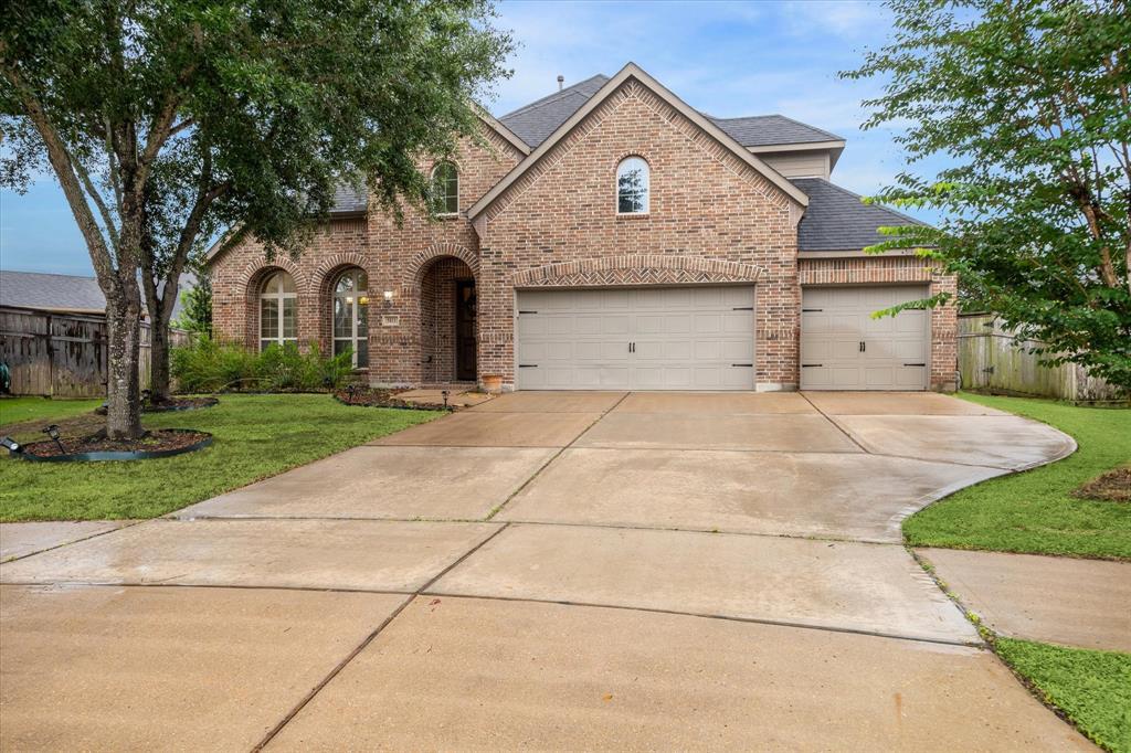 5811 Trinity Bluff Ct in Fulshear, TX - Building Photo