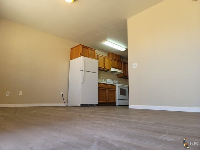 564 Adams Ave-Unit -7,8 in El Centro, CA - Building Photo - Building Photo