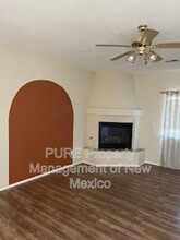 220 Bellehaven Ln NE in Albuquerque, NM - Building Photo - Building Photo