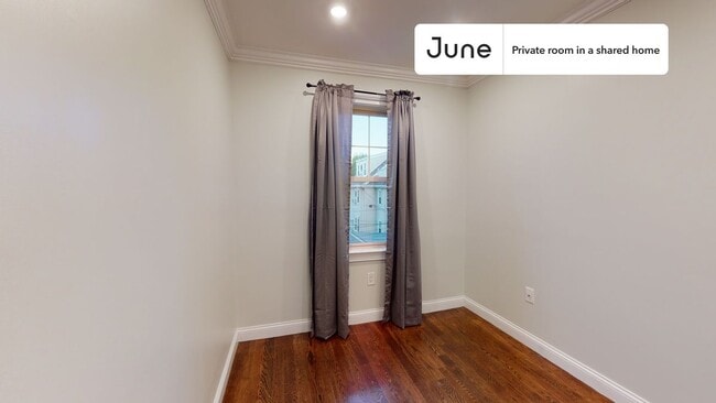 Private bedroom in 5 bed/1.5 bath Home in Boston, MA - Building Photo - Building Photo
