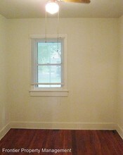 618 Thurston St in Manhattan, KS - Building Photo - Building Photo