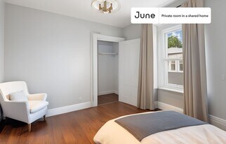 Room in Shared 4 bed/2.5 bath home in Boston, MA - Building Photo