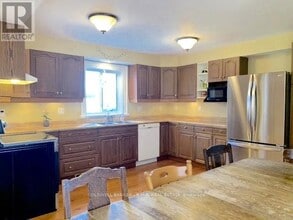 126 Reach St in Uxbridge, ON - Building Photo - Building Photo