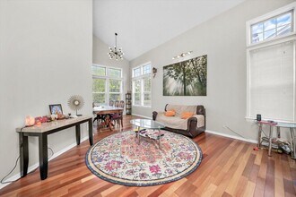 2227 Avalon Ct S in Buffalo Grove, IL - Foto de edificio - Building Photo