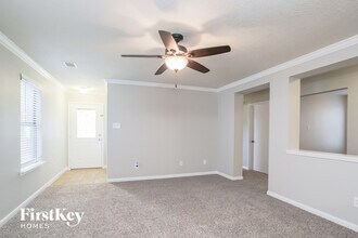 3043 Legends York Dr in Spring, TX - Building Photo - Building Photo