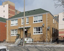 23 Norris Cres in Toronto, ON - Building Photo