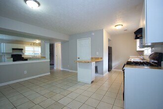 2137-2139 Golfview Dr SE in Conyers, GA - Building Photo - Building Photo