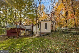 41788 Stumptown Rd in Leesburg, VA - Building Photo - Building Photo