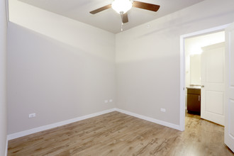 Springs At Weber Road in Romeoville, IL - Foto de edificio - Interior Photo