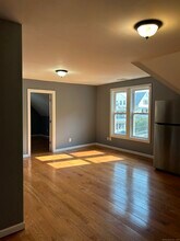 26 Plaza Ave in Waterbury, CT - Foto de edificio - Building Photo