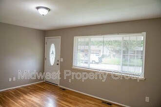 7316 Landi Ct in Hazelwood, MO - Building Photo - Building Photo