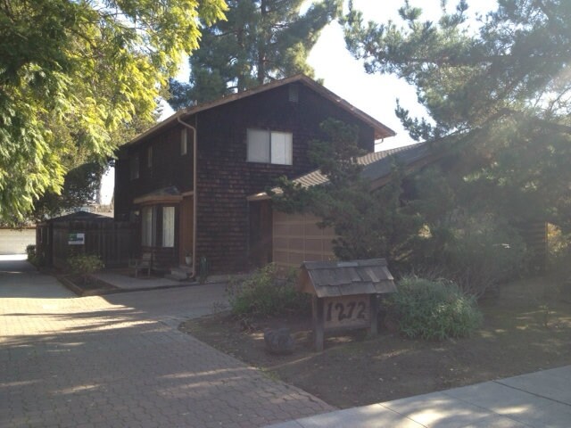 1272 Poplar Ave in Sunnyvale, CA - Building Photo