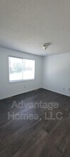 711 N 70th Terrace in Kansas City, KS - Building Photo - Building Photo